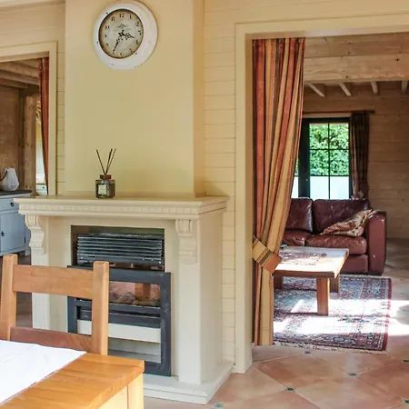 2 Bedroom Cozy In Arendonk
